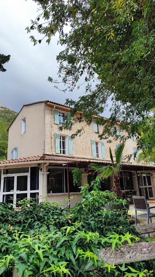 Logis Hotel & Restaurant Du Parc ジェムノ エクステリア 写真